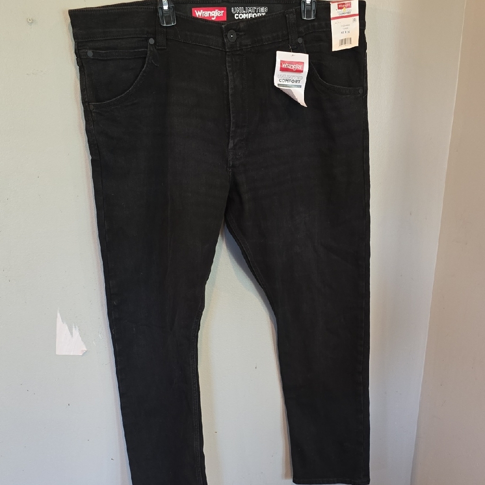 Wrangler Mens Unlimited Comfort Taper Fit Black Jeans 42 X 30